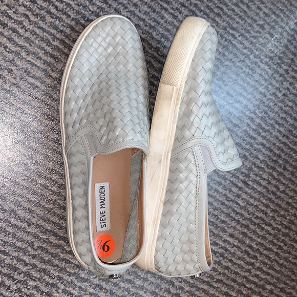 Steve Madden gray 9.5 woman’s slip on loafers. - Picture 5 of 5
